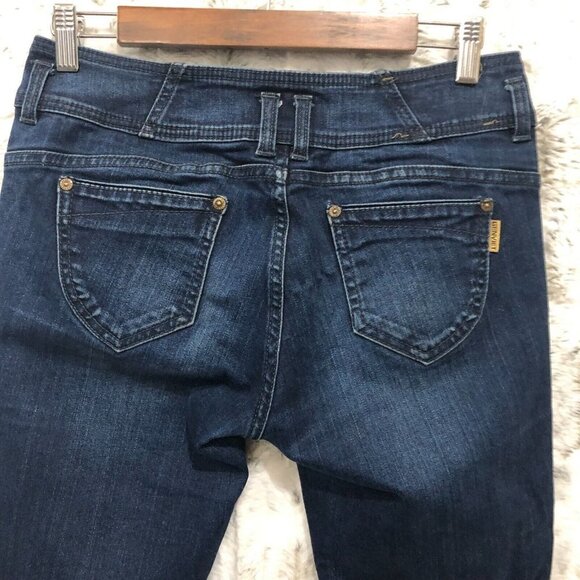 Genviet Women's 2 Button Dark Wash Mid Rise Blue Jeans Size 30 - Picture 3 of 9